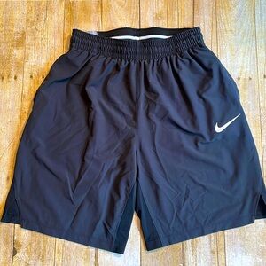 Nike Men's shorts Large